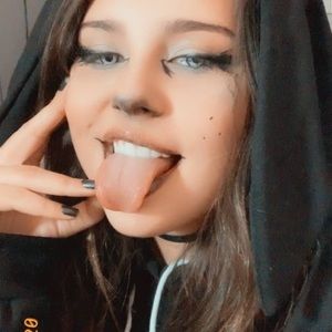 Meet your Posher, Lexi